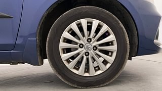 Used 2021 Maruti Suzuki Ciaz Delta Petrol Petrol Manual tyres RIGHT FRONT TYRE RIM VIEW