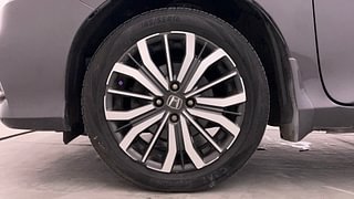 Used 2017 Honda City [2017-2020] VX CVT Petrol Automatic tyres LEFT FRONT TYRE RIM VIEW