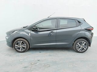 Used 2020 Tata Altroz XZ 1.2 Petrol Manual exterior LEFT SIDE VIEW