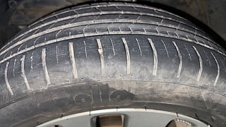 Used 2017 Maruti Suzuki Baleno [2015-2019] Alpha Petrol Petrol Manual tyres LEFT FRONT TYRE TREAD VIEW