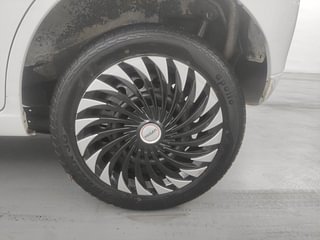 Used 2018 Maruti Suzuki Wagon R 1.0 [2010-2019] VXi Petrol Manual tyres LEFT REAR TYRE RIM VIEW