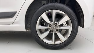 Used 2016 Hyundai Elite i20 [2014-2018] Asta 1.2 (O) Petrol Manual tyres LEFT REAR TYRE RIM VIEW