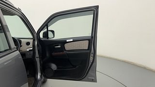 Used 2016 Maruti Suzuki Wagon R 1.0 [2015-2019] VXI AMT Petrol Automatic interior RIGHT FRONT DOOR OPEN VIEW