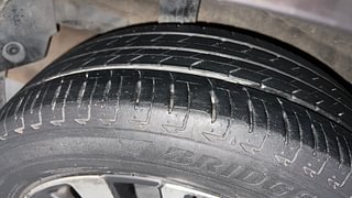 Used 2021 Honda City ZX Petrol Manual tyres RIGHT REAR TYRE TREAD VIEW