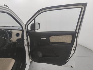 Used 2018 Maruti Suzuki Wagon R 1.0 [2010-2019] VXi Petrol Manual interior RIGHT FRONT DOOR OPEN VIEW