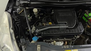 Used 2015 Maruti Suzuki Swift [2011-2017] VXi Petrol Manual engine ENGINE RIGHT SIDE VIEW