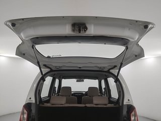Used 2018 Maruti Suzuki Wagon R 1.0 [2010-2019] VXi Petrol Manual interior DICKY DOOR OPEN VIEW