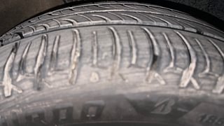 Used 2017 Volkswagen Polo [2014-2020] Comfortline 1.5 (D) Diesel Manual tyres RIGHT FRONT TYRE TREAD VIEW