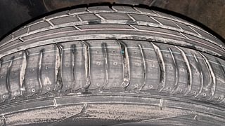 Used 2020 Hyundai Elite i20 [2018-2020] Sportz Plus 1.2 Petrol Manual tyres LEFT FRONT TYRE TREAD VIEW