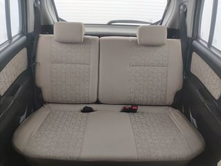 Used 2018 Maruti Suzuki Wagon R 1.0 [2010-2019] VXi Petrol Manual interior REAR SEAT CONDITION VIEW
