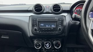 Used 2018 Maruti Suzuki Swift [2017-2021] ZXi AMT Petrol Automatic interior MUSIC SYSTEM & AC CONTROL VIEW