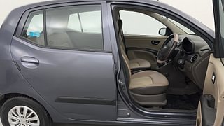 Used 2016 hyundai i10 Sportz 1.1 Petrol Petrol Manual interior RIGHT SIDE FRONT DOOR CABIN VIEW