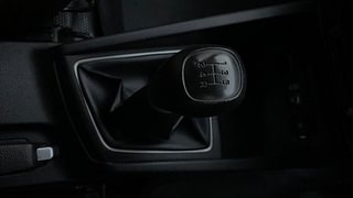 Used 2020 Hyundai Elite i20 [2018-2020] Sportz Plus 1.2 Petrol Manual interior GEAR  KNOB VIEW