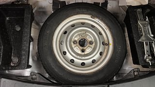 Used 2014 Maruti Suzuki Wagon R 1.0 [2010-2019] LXi Petrol Manual tyres SPARE TYRE VIEW