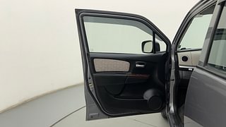 Used 2016 Maruti Suzuki Wagon R 1.0 [2015-2019] VXI AMT Petrol Automatic interior LEFT FRONT DOOR OPEN VIEW