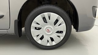 Used 2016 Maruti Suzuki Wagon R 1.0 [2015-2019] VXI AMT Petrol Automatic tyres RIGHT FRONT TYRE RIM VIEW