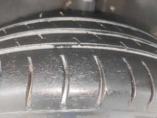 Used 2018 Maruti Suzuki Wagon R 1.0 [2010-2019] VXi Petrol Manual tyres LEFT FRONT TYRE TREAD VIEW