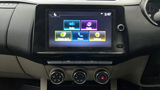 Used 2020 Renault Triber RXZ Petrol Manual interior MUSIC SYSTEM & AC CONTROL VIEW