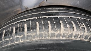 Used 2016 hyundai i10 Sportz 1.1 Petrol Petrol Manual tyres LEFT REAR TYRE TREAD VIEW