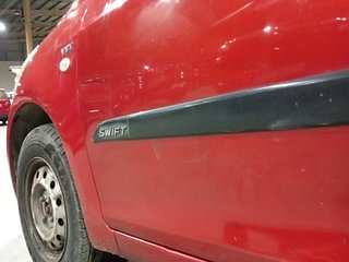 Used 2012 Maruti Suzuki Swift [2011-2017] LXi Petrol Manual dents MINOR DENT