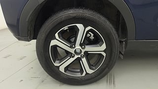 Used 2023 tata Nexon XZA+  1.2l LUX Petrol AT Petrol Automatic tyres RIGHT REAR TYRE RIM VIEW