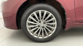 Used 2014 Maruti Suzuki Ciaz [2014-2017] ZXi Petrol Manual tyres LEFT FRONT TYRE RIM VIEW