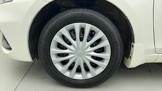 Used 2022 Maruti Suzuki Ciaz Sigma Petrol Petrol Manual tyres LEFT FRONT TYRE RIM VIEW