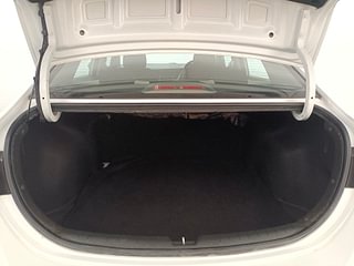 Used 2019 Hyundai Verna [2017-2020] 1.6 VTVT SX Petrol Manual interior DICKY INSIDE VIEW
