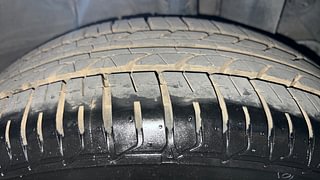 Used 2015 Hyundai Elite i20 [2014-2018] Asta 1.2 Petrol Manual tyres LEFT REAR TYRE TREAD VIEW