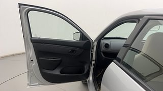 Used 2017 Renault Kwid [2015-2019] 1.0 RXT AMT Petrol Automatic interior LEFT FRONT DOOR OPEN VIEW