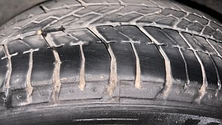 Used 2012 Ford Figo [2010-2015] Duratorq Diesel EXI 1.4 Diesel Manual tyres LEFT REAR TYRE TREAD VIEW