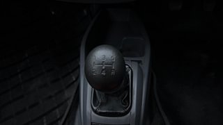 Used 2014 Maruti Suzuki Alto 800 [2012-2016] Lxi Petrol Manual interior GEAR  KNOB VIEW