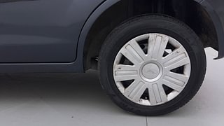Used 2012 Ford Figo [2010-2015] Duratorq Diesel EXI 1.4 Diesel Manual tyres LEFT REAR TYRE RIM VIEW
