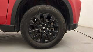 Used 2021 Maruti Suzuki Vitara Brezza [2020-2022] ZXI Petrol Manual tyres RIGHT FRONT TYRE RIM VIEW