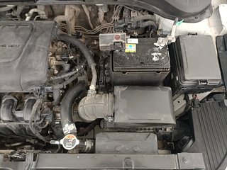 Used 2019 Hyundai Verna [2017-2020] 1.6 VTVT SX Petrol Manual engine ENGINE LEFT SIDE VIEW