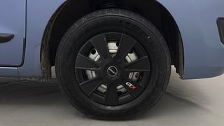 Used 2017 Maruti Suzuki Wagon R 1.0 [2013-2019] LXi CNG Petrol+cng Manual tyres RIGHT FRONT TYRE RIM VIEW