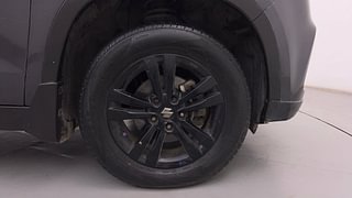 Used 2018 Maruti Suzuki Vitara Brezza [2016-2020] ZDi Plus Diesel Manual tyres RIGHT FRONT TYRE RIM VIEW