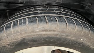 Used 2017 Tata Hexa [2016-2020] XTA Diesel Automatic tyres RIGHT REAR TYRE TREAD VIEW