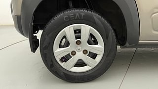 Used 2016 Renault Kwid [2015-2019] RXT Petrol Manual tyres RIGHT REAR TYRE RIM VIEW