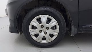 Used 2014 Honda Amaze [2013-2016] 1.2 S i-VTEC Petrol Manual tyres LEFT FRONT TYRE RIM VIEW