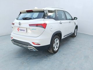 Used 2021 MG Motors Hector Plus Super 1.5 Petrol Turbo Hybrid MT 7-STR Petrol Manual exterior RIGHT REAR CORNER VIEW