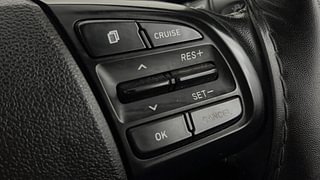 Used 2019 Hyundai Venue [2019-2022] SX Plus 1.0 Turbo DCT Petrol Automatic top_features Cruise control