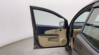 Used 2015 Honda Mobilio [2014-2017] V Petrol Petrol Manual interior LEFT FRONT DOOR OPEN VIEW