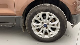 Used 2016 Ford EcoSport [2015-2017] Titanium + 1.5L TDCi Diesel Manual tyres RIGHT FRONT TYRE RIM VIEW