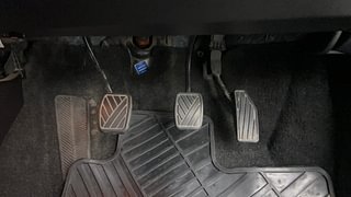 Used 2018 Maruti Suzuki Baleno [2015-2019] Alpha Petrol Petrol Manual interior PEDALS VIEW