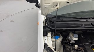 Used 2018 Maruti Suzuki Wagon R 1.0 [2010-2019] LXi Petrol Manual engine ENGINE RIGHT SIDE HINGE & APRON VIEW