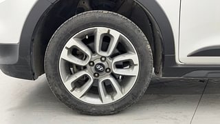 Used 2015 Hyundai i20 Active [2015-2020] 1.4 SX Diesel Manual tyres LEFT FRONT TYRE RIM VIEW
