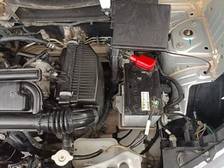 Used 2021 Renault Kwid RXT Petrol Manual engine ENGINE LEFT SIDE VIEW