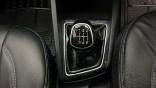 Used 2015 Hyundai i20 Active [2015-2020] 1.4 SX Diesel Manual interior GEAR  KNOB VIEW