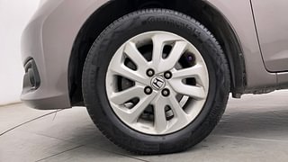 Used 2015 Honda Mobilio [2014-2017] V Petrol Petrol Manual tyres LEFT FRONT TYRE RIM VIEW